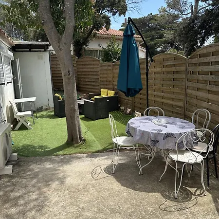 Casa de Férias Maison 47m2 à 800 M De La Saint-Raphaël