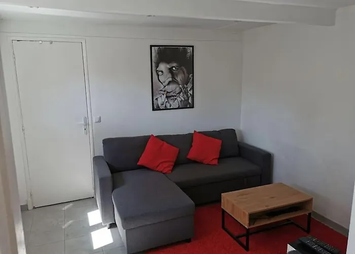 בית נופש Maison 47m2 A 800 M De La *
