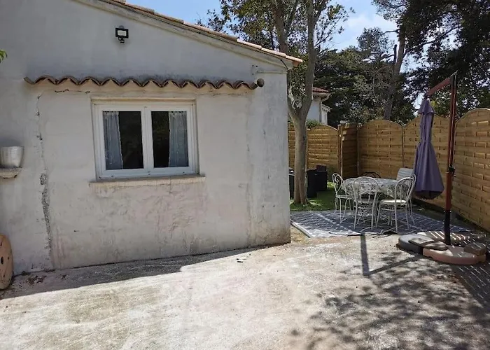 Maison 47m2 A 800 M De La Holiday home Saint-Raphael (Var)